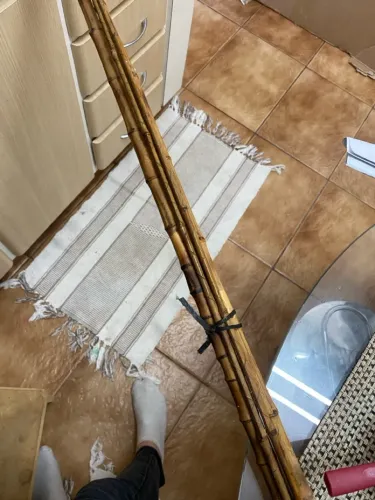 Vara de Pesca Artesanal de Bambu