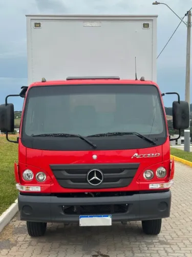 Accelo 1016 - Novo - 81.000 KM