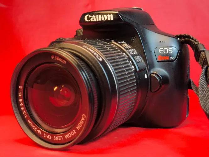 Canon t6 kit 