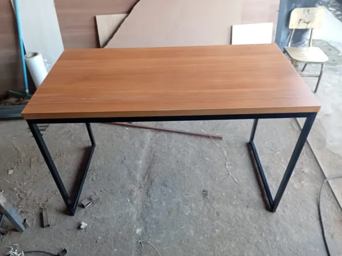 Produto novo- Mesa industrial de escritório com design moderno