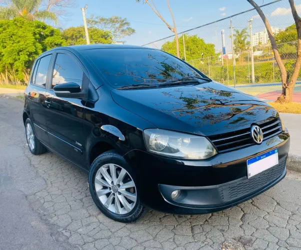 Volkswagen Fox 1.6 MI Total Flex 8V 5P 2012