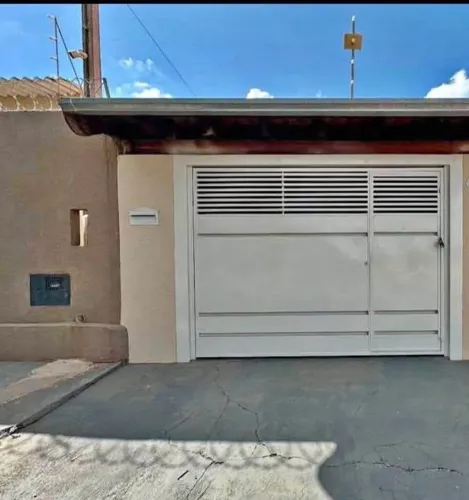 Casa a venda em Casa Amarela.