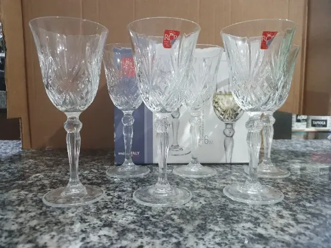 Conjunto de Taças para Vinho RCR Cristalleria Italiana Melodia - 6 peças