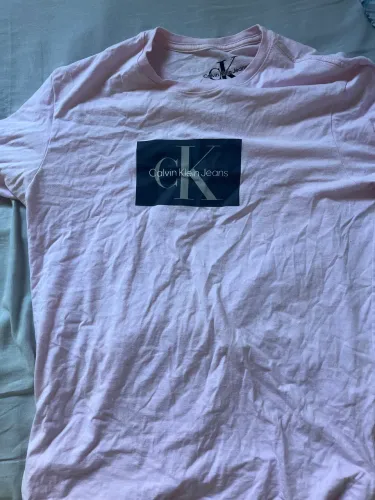 Camiseta Calvin Klein 2024 ORIGINAL