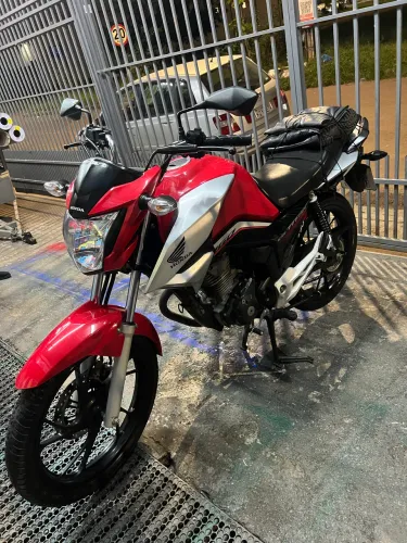 Moto Honda Titan 2022