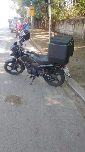 Baú 80 litros completo original da mottu esport
