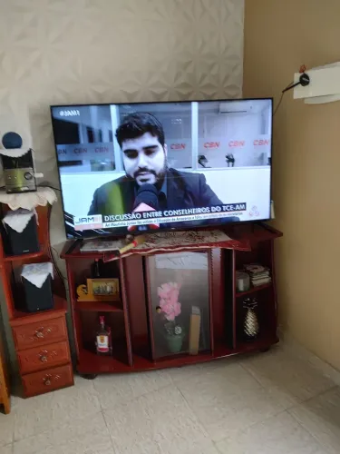 Smart TV 58? 4K Philco Roku (na caixa)