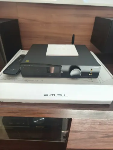 Amplificador / DAC SMSL AO300 - Hi-Fi, Bluetooth LDAC, HDMI ARC