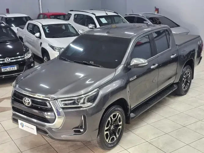 Toyota Hilux CD SRX 4X4 2.8 TDI 16V Diesel Aut. 2016