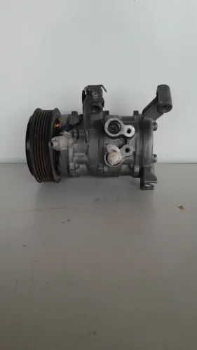 Compressor do ar condicionado Toyota Etios
