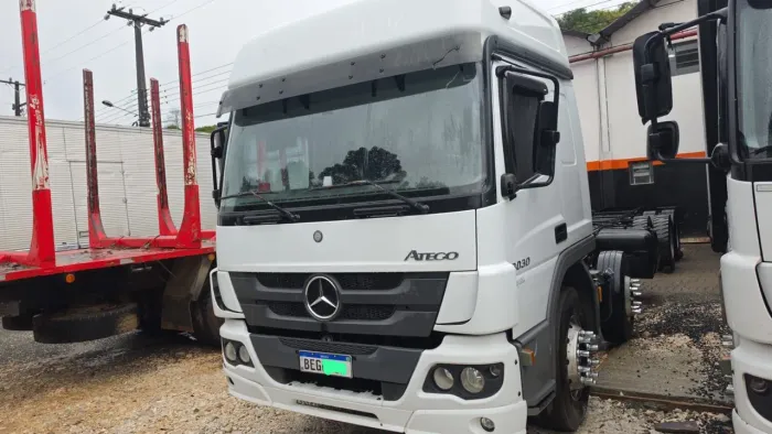 Caminhão MERCEDES-BENZ ATEGO BITRUCK 3030 8x2 - 2020