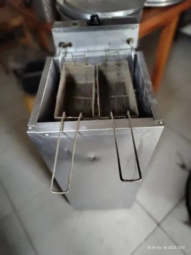 FRITADEIRA ELÉTRICA ÁGUA E ÓLEO 