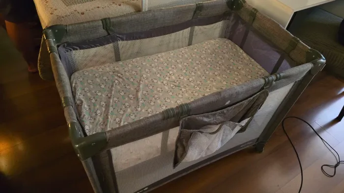 Berço Mini Play Safety 1st + colchão