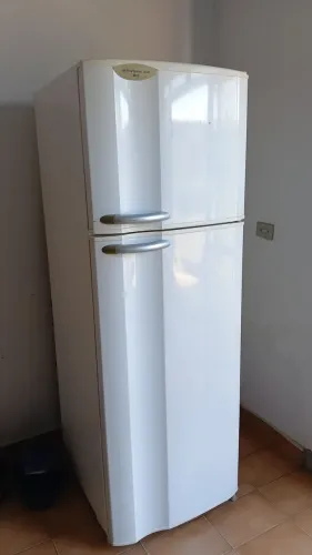 Vendo geladeira
