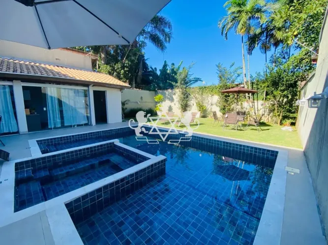 Sobrado com 6 quartos e vista para o mar à venda, 360 m² - Jardim Britânia, Caraguatatuba