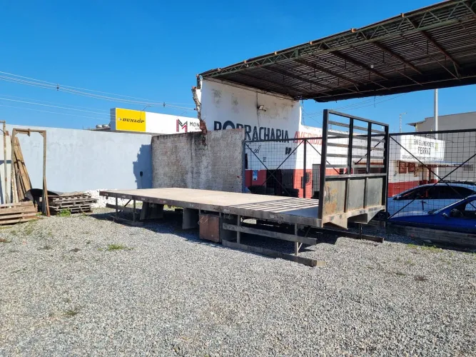 Carroceria/Prancha de Ferro 6.8 metros ALEMÃO CAMINHÕES ITAPETININGA