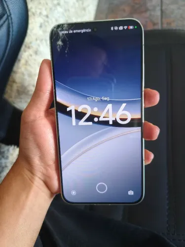 Poco f7 256gb 12gb ram vidro da tela quebrado/trincado e vidro traseiro também