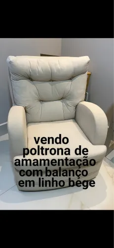Poltrona de amamentação linho bege