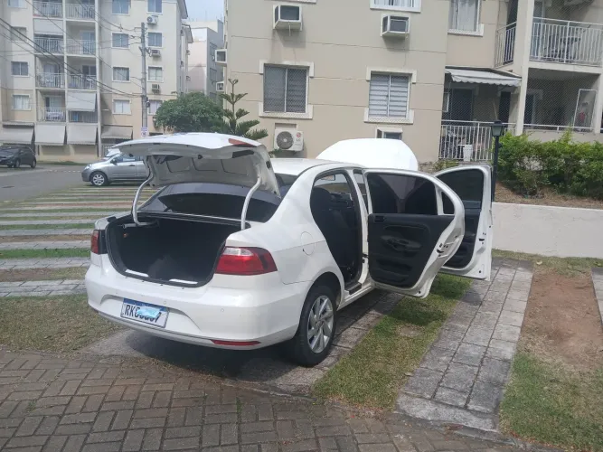 Volkswagen Voyage 1.6 MSI Flex 8V 4P 2021