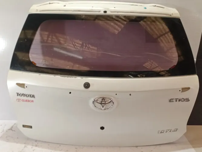 Tampa Traseira Vidro Vigia Toyota Etios Xls 2018 Branco