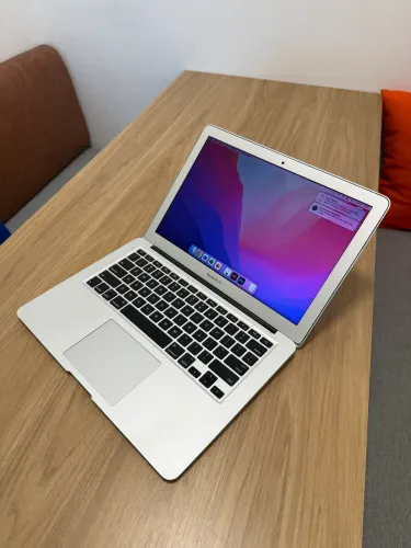 MacBook Air 13" 2017 i5 8GB 128GB SSD Excelente Estado