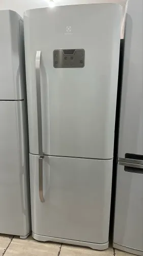 Geladeira Inverse seminova