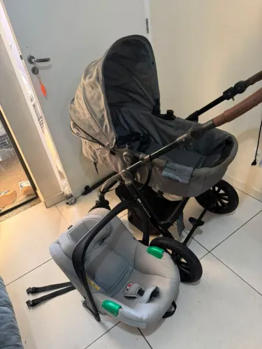 Carrinho de bebê 2 em 1