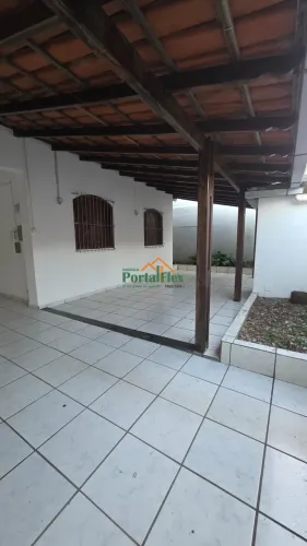 Casa à locação em Parque Residencial Laranjeiras - Serra/ES