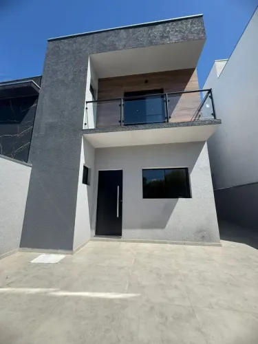 Imóvel para aluguel com piscina, 3 quartos em Portais (Polvilho) - Cajamar - SP
