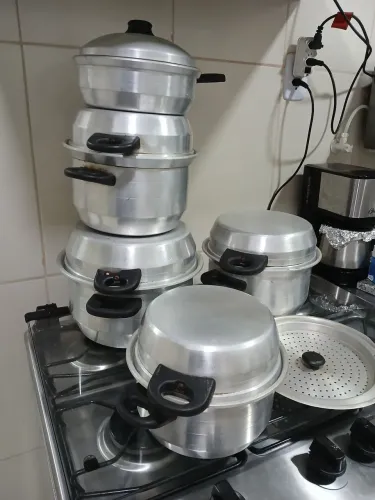 Conj.panela cozimento a vapor,usada,pouco usadas.
