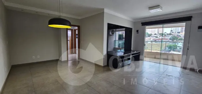 Apartamento para aluguel, 3 quartos, 1 suíte, 2 vagas, TABAJARAS - UBERLANDIA/MG