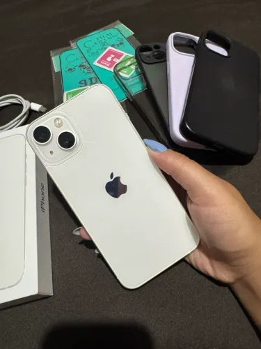 iPhone 13 128Gb Branco Estelar