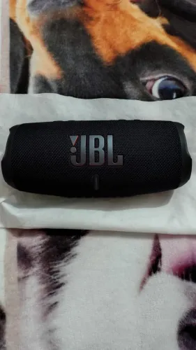 Caixa de som JBL charge 5