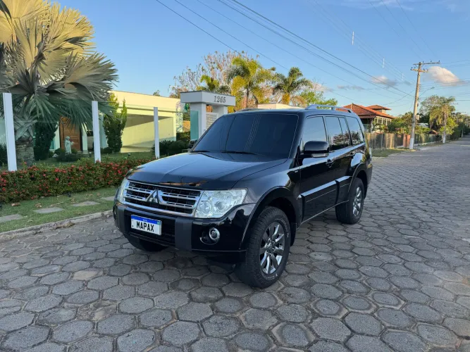 Mitsubishi Pajero HPE Full 3.2 4X4 T.i.dies. 5P AUT 2011