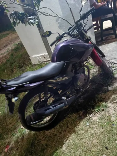 Vendo moto factor partida elétrica