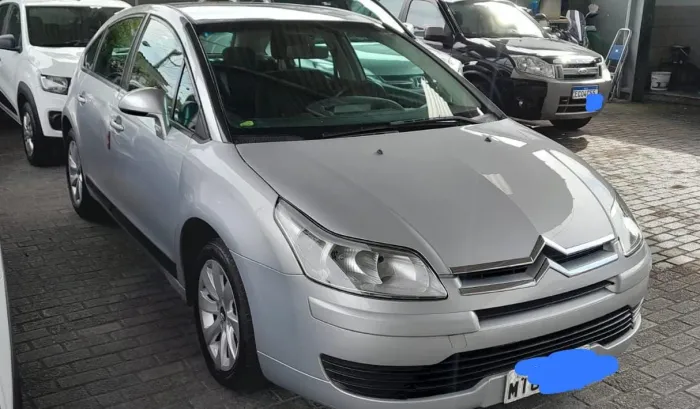 Citroen C4 GLX 2.0 Flex 16V 5P Mec. 2010