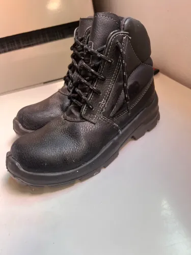 Bota de Segurança Bico PVC Bracol