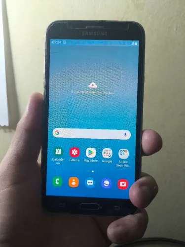 Samsung J7 neo . 120$
