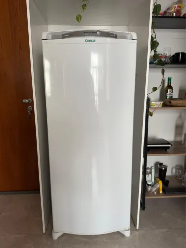 Geladeira 300 litros Consul