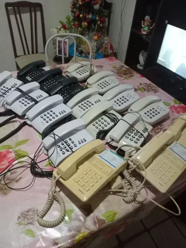 Telefone fixo residencial lê
