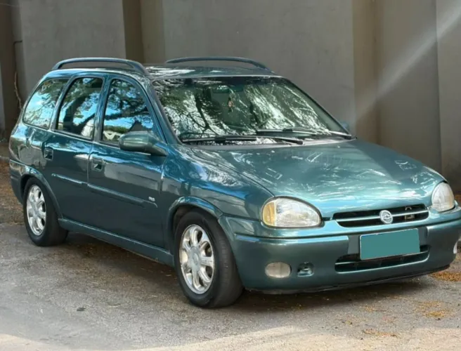 Chevrolet Corsa Wagon GLS 1.6 16V MPFI 4P 1999