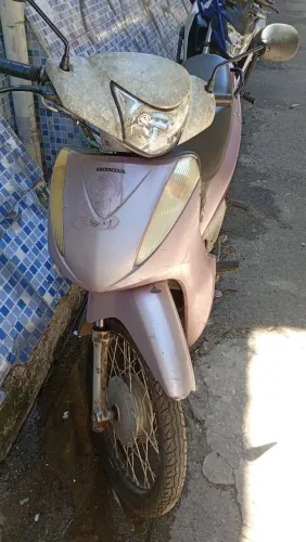 Vendo biz ano 2011 5mil