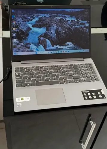 Notebook Lenovo
