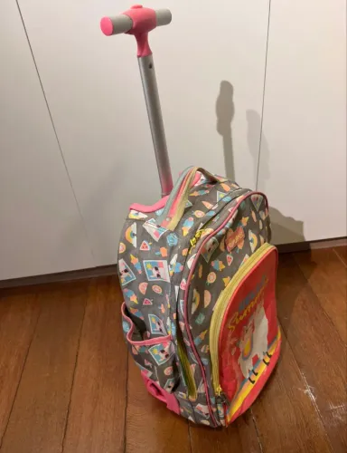 Mochila de Rodinha Puket [Usada]