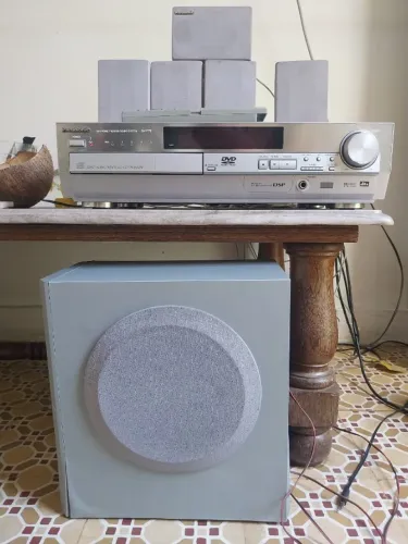 Panasonic dvd home theater sound system SA-HT75