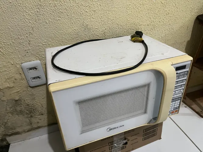 Microondas com defeito