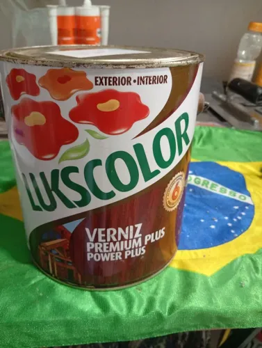 Verniz solvente Mogno 