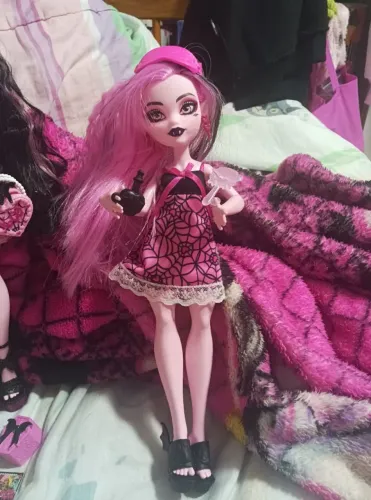 Boneca monster high Draculaura G3