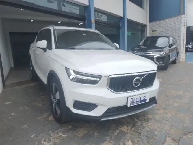 Volvo XC40 T-5 Momentum 2.0 252cv AWD 2020