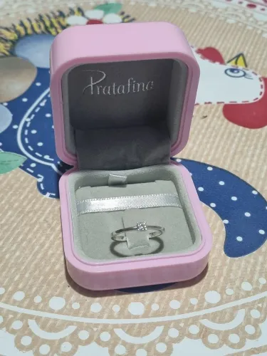 Anel solitário em zirconia 